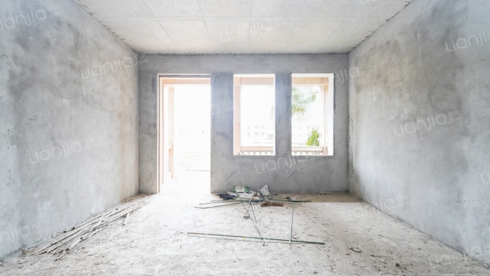 金龙豪爵二手房实景图