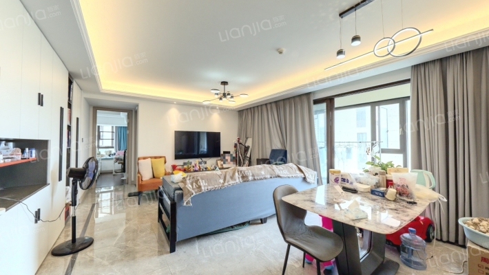 万科大都会五期二手房实景图