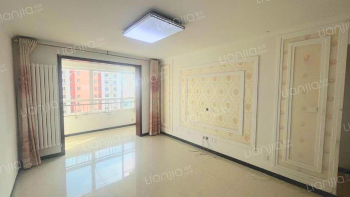 晨巍佳欣二手房实景图