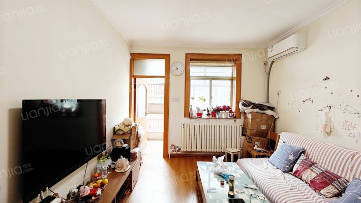 泰安日报社宿舍二手房实景图