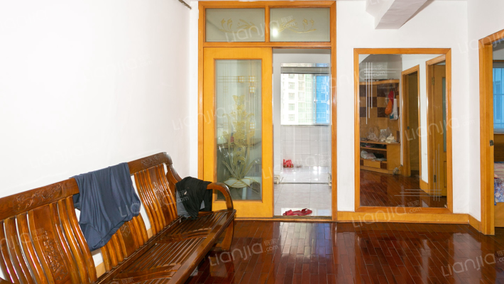 金桥社区八街三纬小区二手房实景图