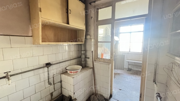 物探四号院 永安小区 小三居 中间楼层-厨房