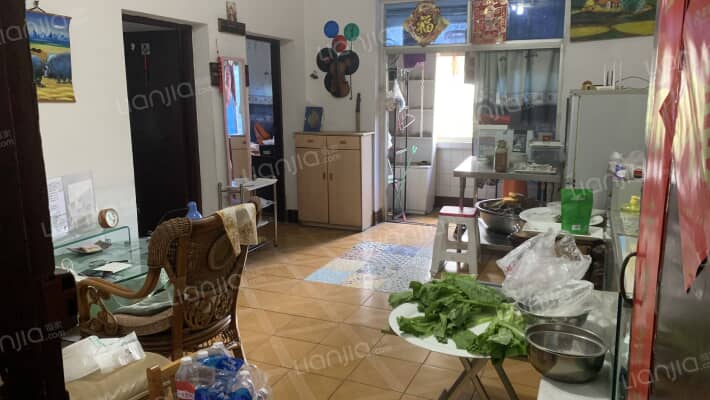 上游三村32号二手房实景图