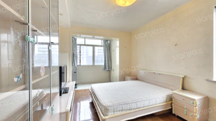 茅台花苑二手房实景图