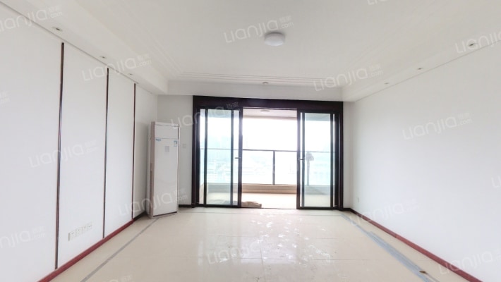 融创九棠府一期二手房实景图