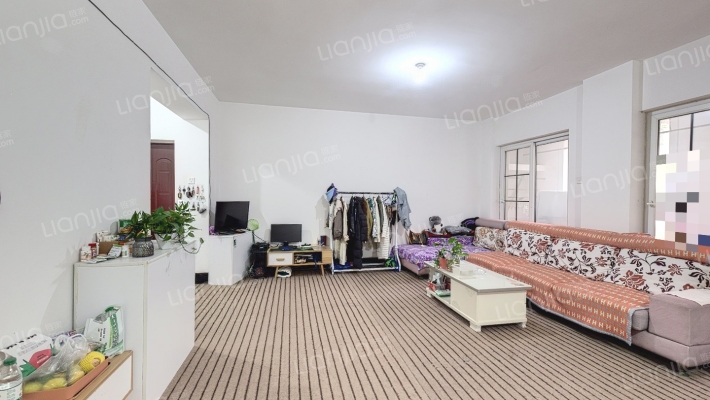 皇冠国际社区一期二手房实景图