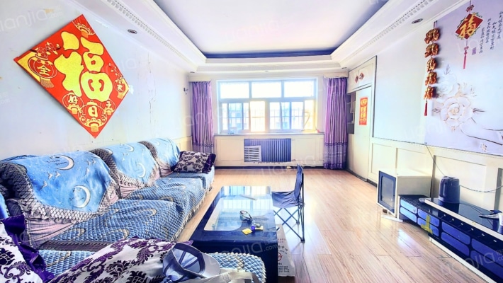 华阳桥东，二康北门，金地小区南北通透大三居-客厅