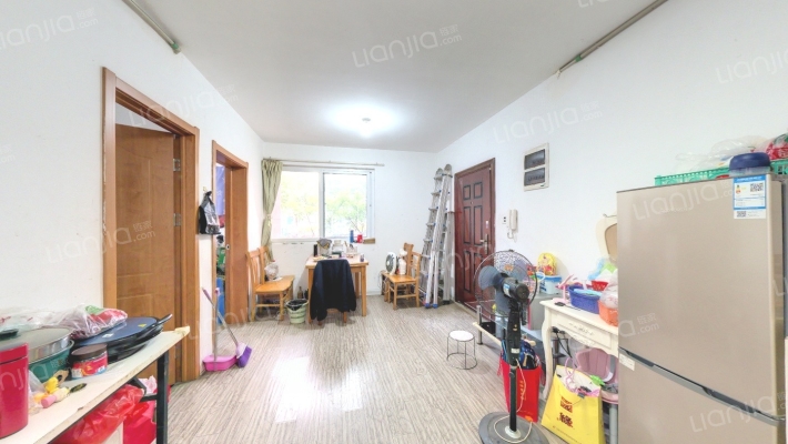 燕雅苑二手房实景图