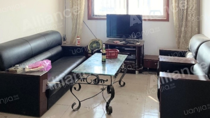 康立小区二手房实景图