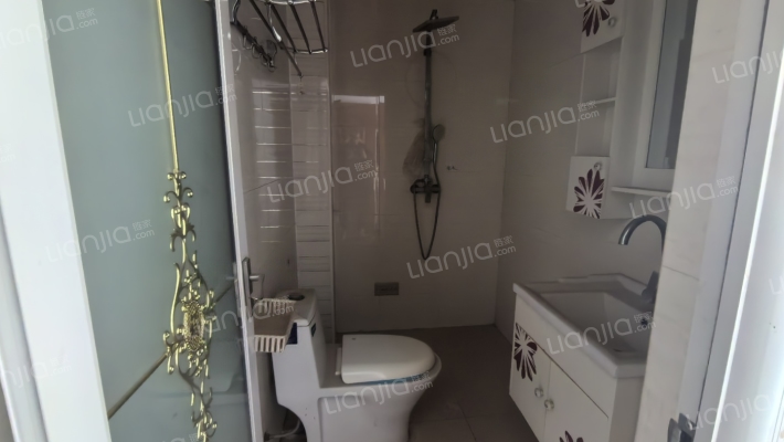 范阳主路 位置好  采光好 房本满五年 诚意卖 交通好-卫生间A