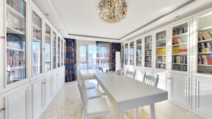 保利春天里二手房实景图