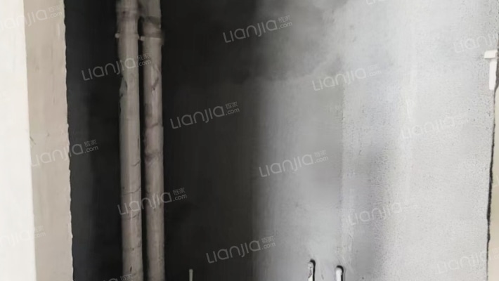 朝西户型，采光很好，处于各种便利的地理位置-卫生间