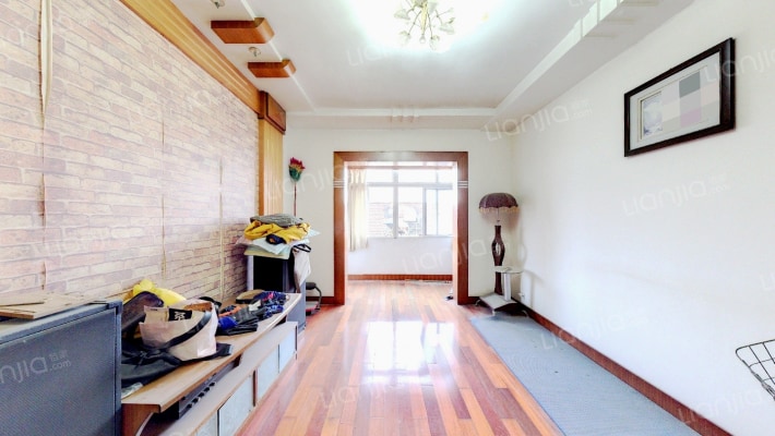 宾馆小区二手房实景图