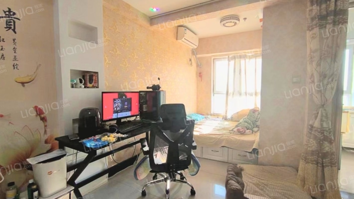 弘德缘，交通购物方便，南面就是宜佳旺-卧室