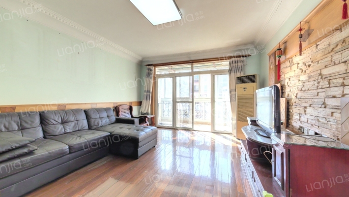 文化花园香榭丽苑二手房实景图