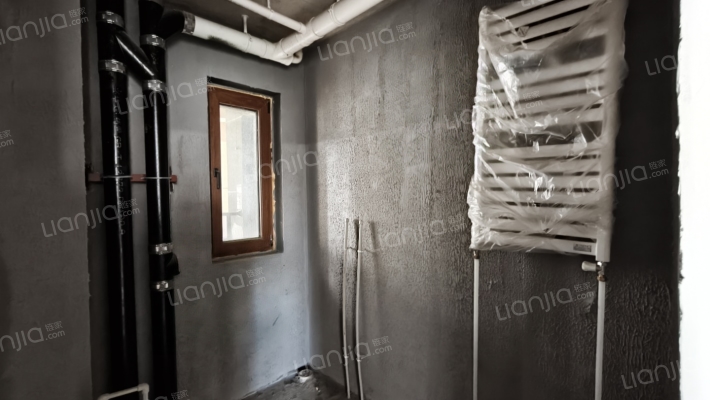 鸿坤理想尔湾 3室2厅 南 北-卫生间