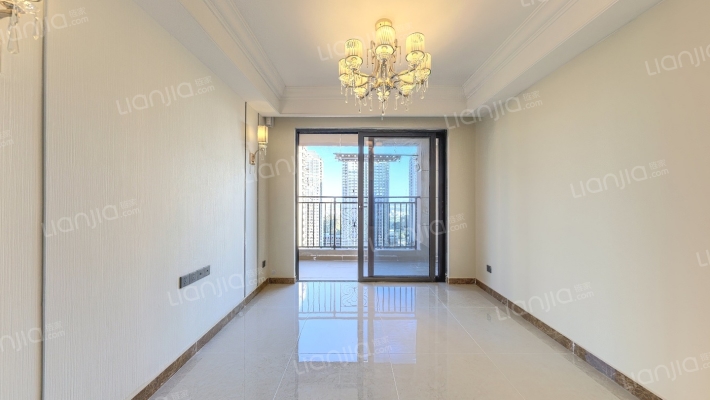 中新紫荆府二手房实景图