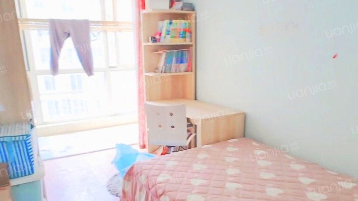 德信公园南侧 电梯房 两梯两户 南北通透三居-卧室B