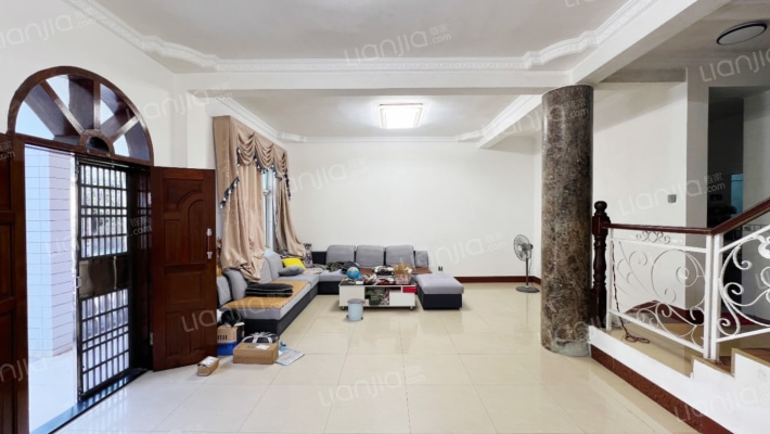 東方花園二手房实景图