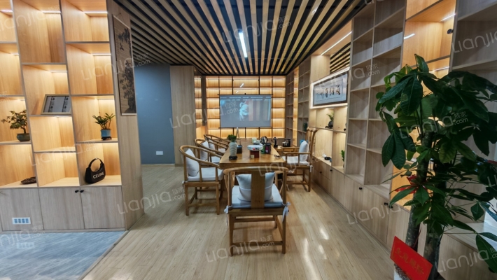 融信海月江潮地块三二手房实景图