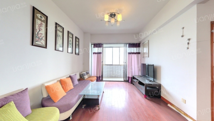 阳澄湖滨花园大厦二手房实景图