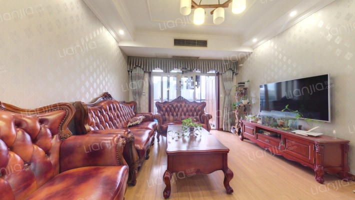 融创嘉德领馆一期二手房实景图