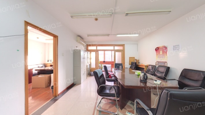 雅宝公寓二手房实景图