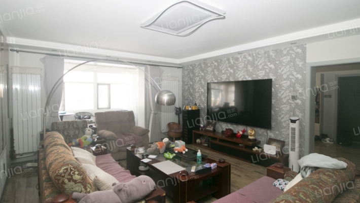 三合店工商银行家属楼二手房实景图