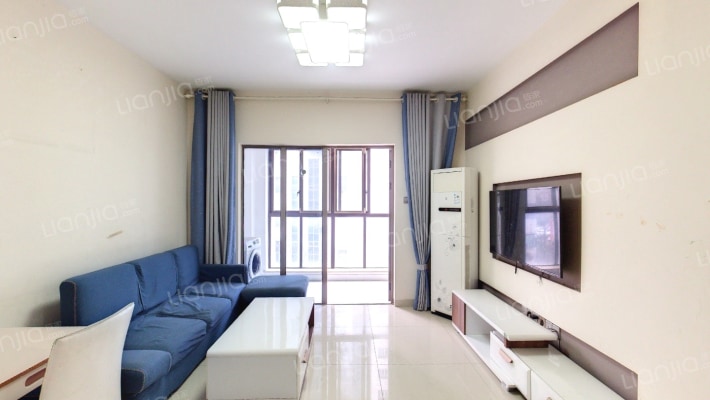 世茂铂翠湾二手房实景图