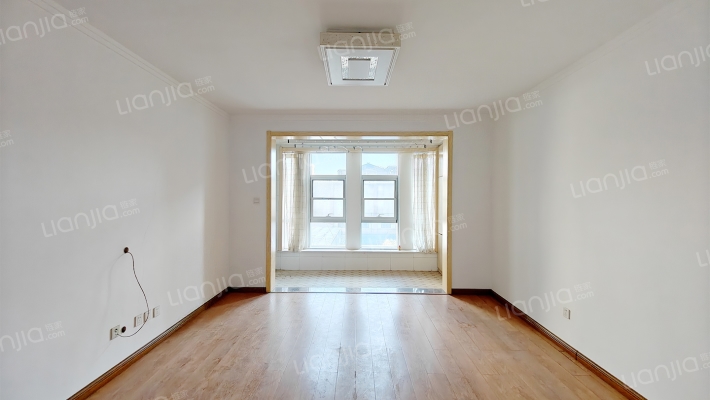 圣源华郡二手房实景图