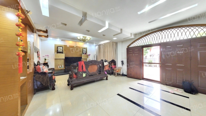 逸苑别墅二手房实景图