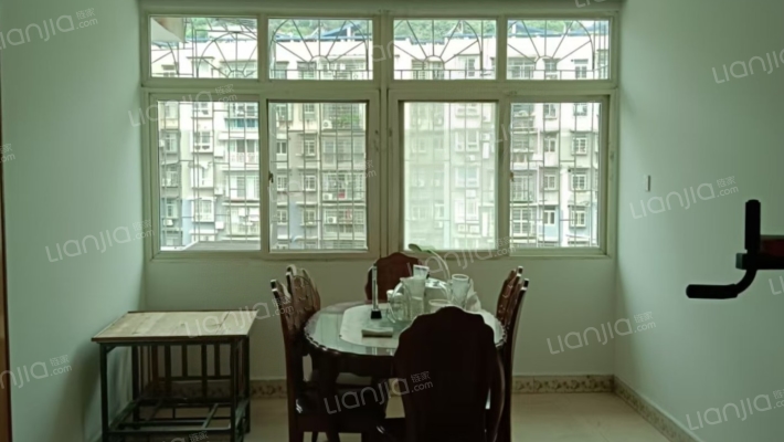 团结广场交警队宿舍二手房实景图