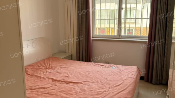 高居住品质评分、良好的物业管理、便利的交通-卧室C