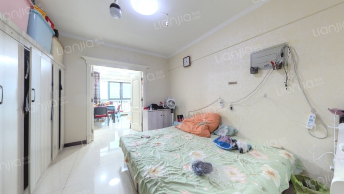 东贸国际公寓二手房实景图