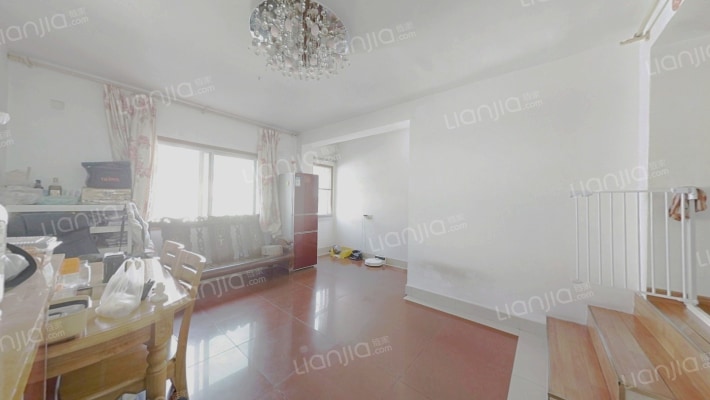 日月明小区二手房实景图