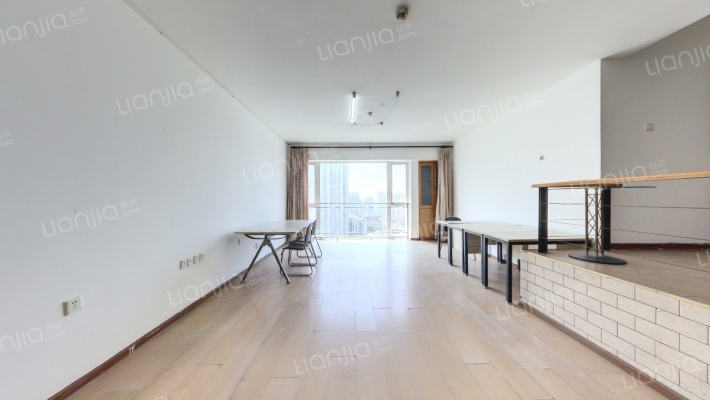 万寿华庭二手房实景图