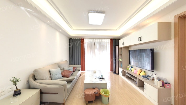 新澎湃东区二手房实景图