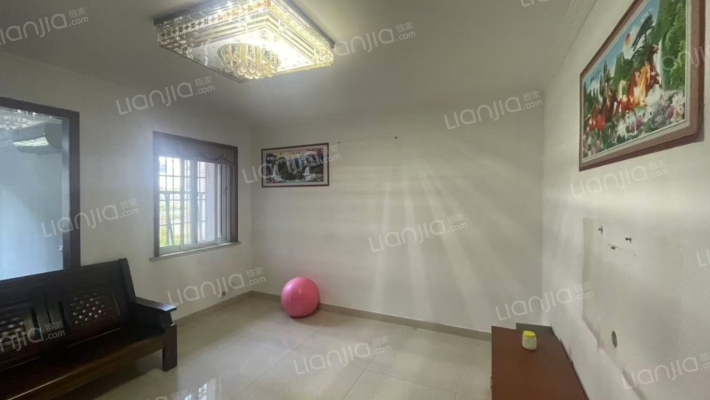 隆兴公寓东区二手房实景图