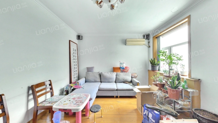 纺织进出口宿舍二手房实景图