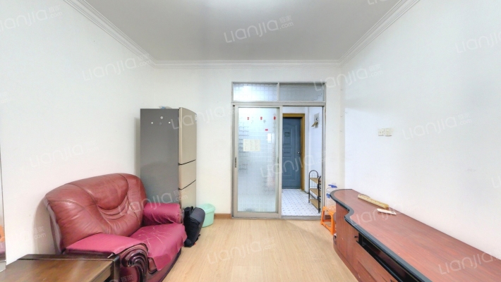 鳌峰中建新村二手房实景图