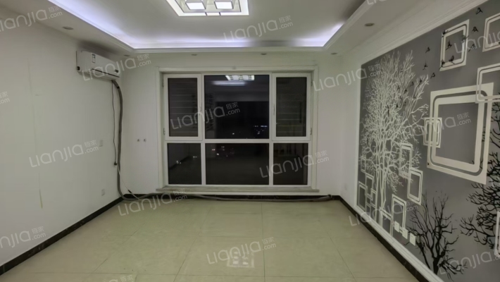 三利中和城一期南北通透大三居正一间采光好价格美丽-客厅