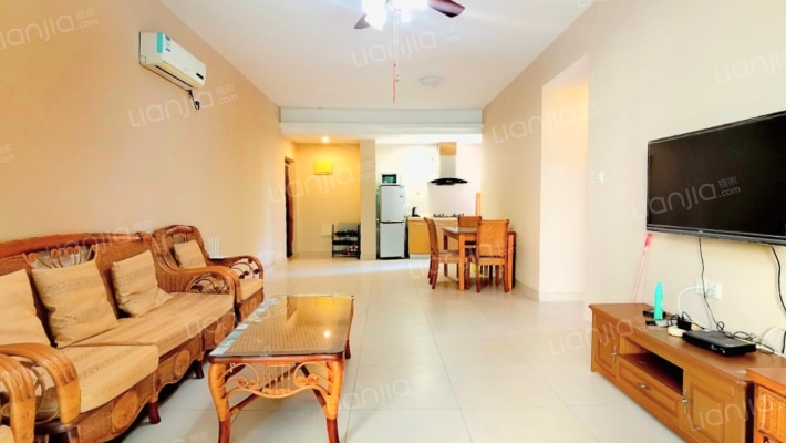 石梅山庄一期二手房实景图