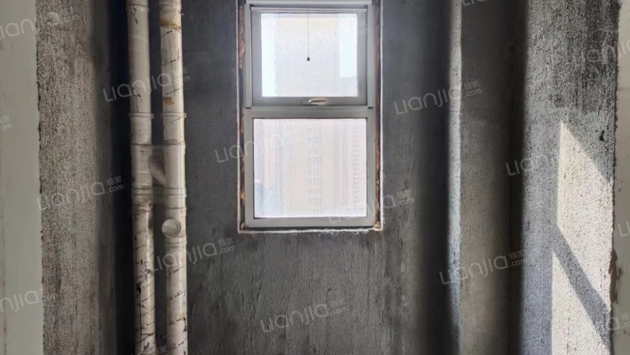 新社区小区环境好，园林式绿化，人车分流-卫生间B