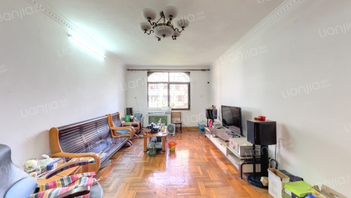 怡海地苑宅区二手房实景图