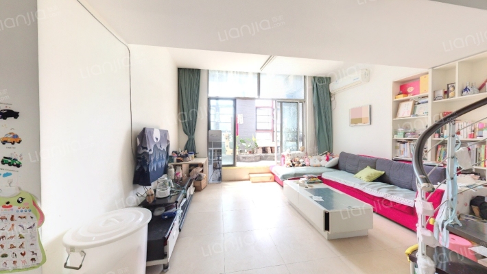 四季名门城市公寓二手房实景图