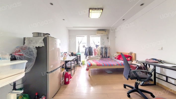 华东水产品农副产品批发市场二手房实景图