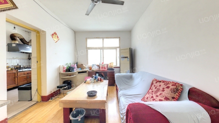 即墨金华街54号食品公司宿舍二手房实景图