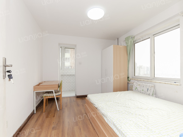 精装修一居 自如装修 朝向好 采光好 随时入住租