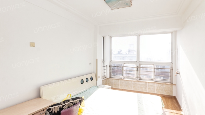 海競丽苑二手房实景图