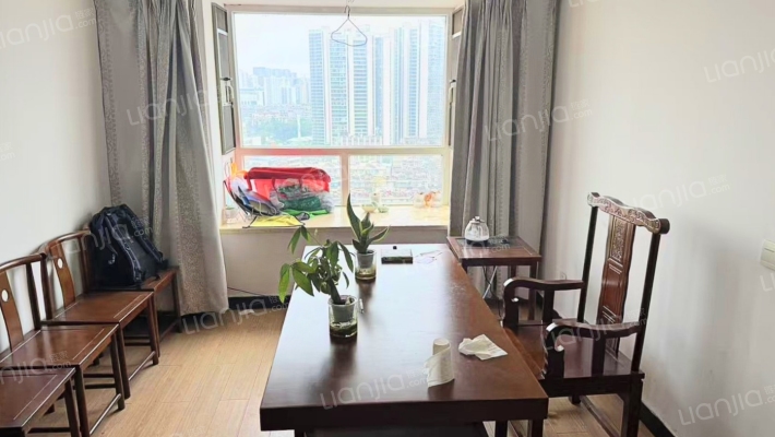 报业尚都二手房实景图